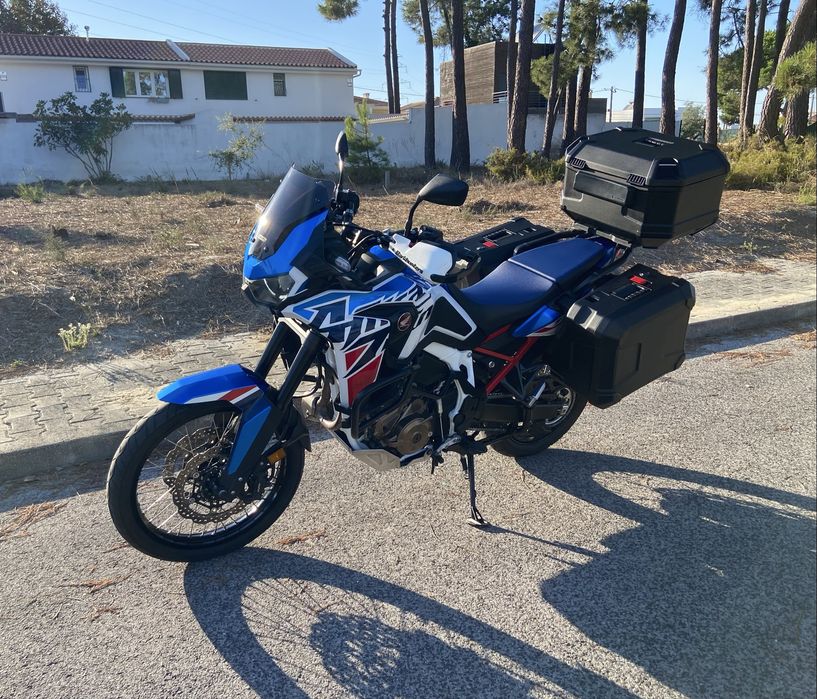 Honda crf 1100 africa twin