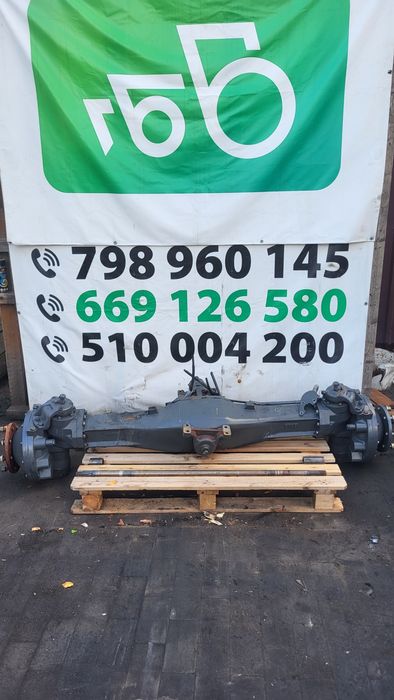 Przedni most napedowy Kubota m128