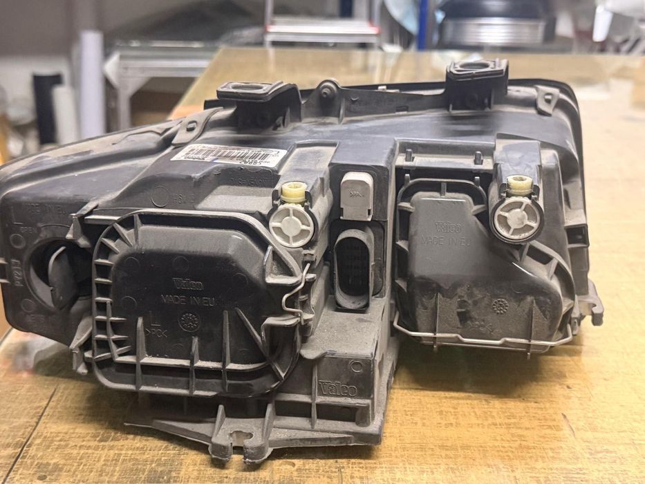 Farol audi A4 B6