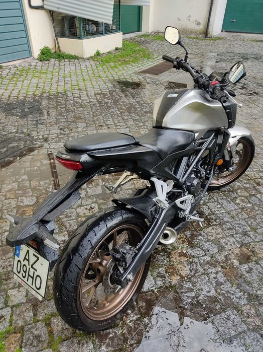 Mota Honda CB125R /2023