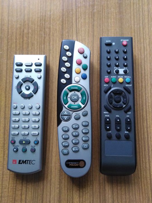 Piloty tv i inne