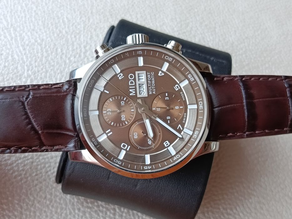 Mido Multiford. Valjoux 7750.