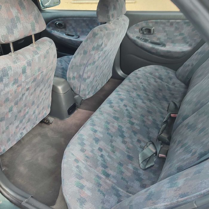 Carro hunday lantra