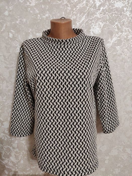 Кофта в ідеальному стані.