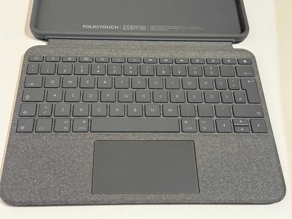 Etui z Klawiatura Logitech FOLIO Touch 10,9" iPad AIR gen 4 i 5