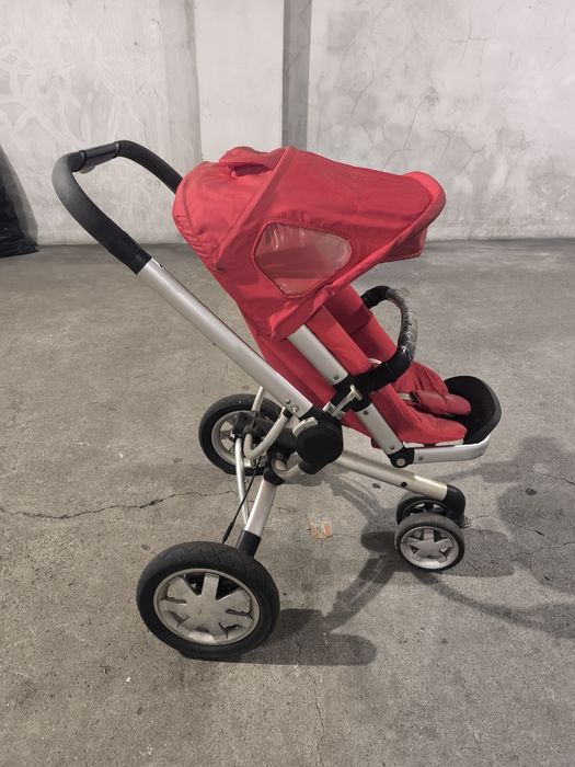 Carrinho de bebê,ovo e cadeira balanço