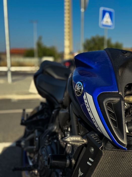 Yamaha MT-07 (2021) Excelente estado com vários extras!