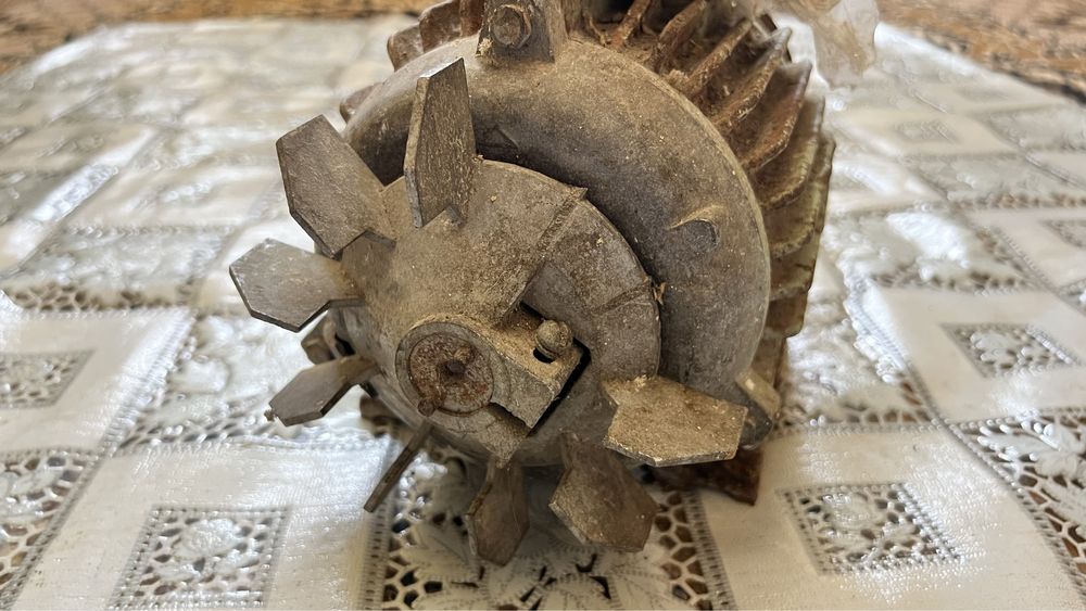 Двигун асинхронний