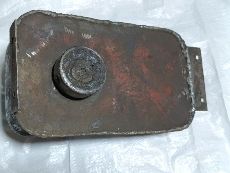 Бак паливний металевий