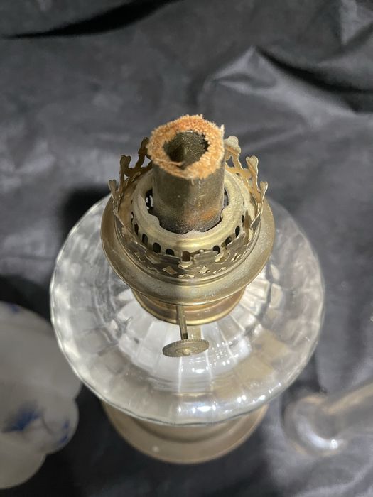 Керосиновая лампа