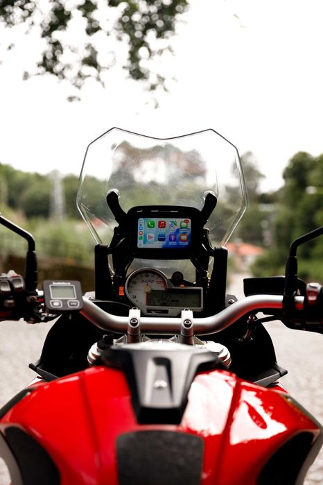 BMW S1000XR Rebaixada Wilbers GPS Topcase Escape