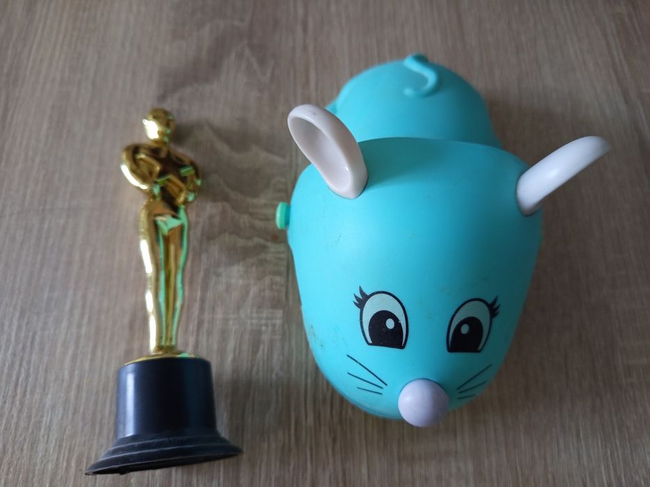 Віддам іграшки бу