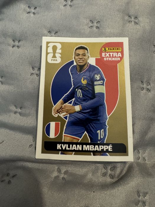 Extra Sticker Kylian Mbappé Gold