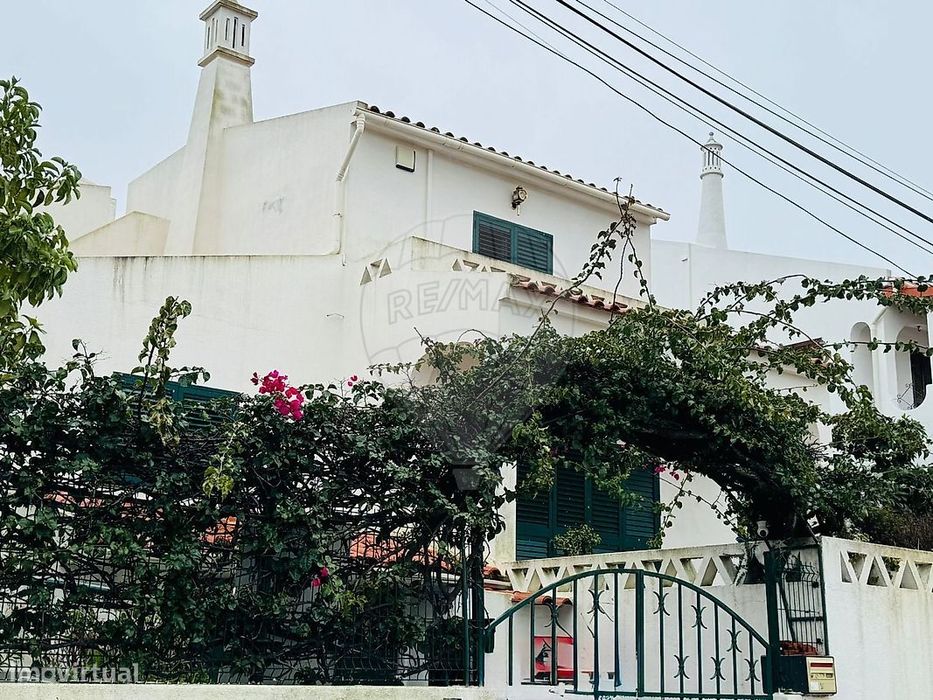 Moradia T4 para venda