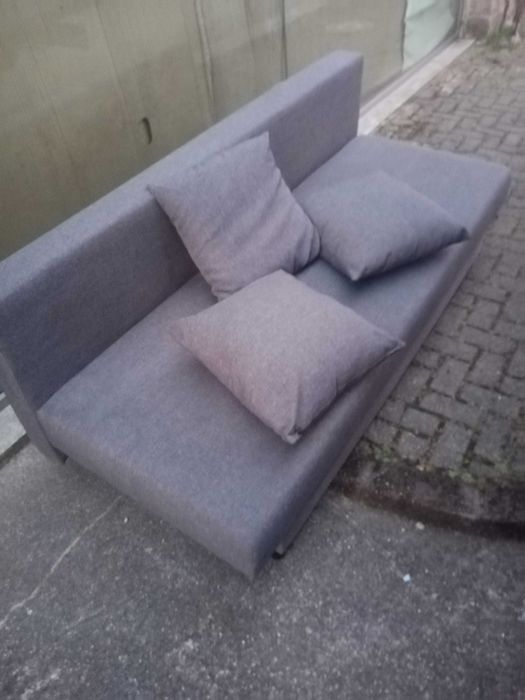 Sofá  cama 3 lugares