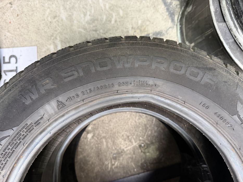 Шины 215/60 R16 Nokian WR б/у пара зима 5мм ар. 205212 U9