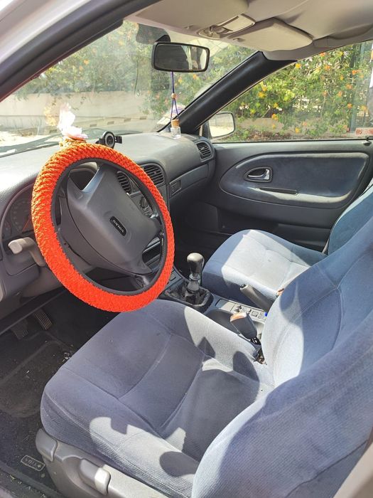Volvo S40 16 Gasolina 2000 model