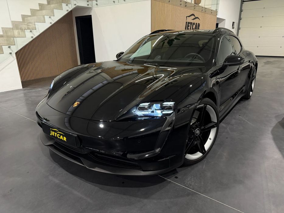 Porsche Taycan Sport Turismo Black Edition