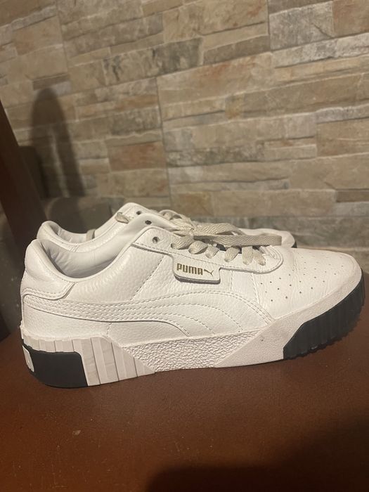 Sapatilhas brancas puma