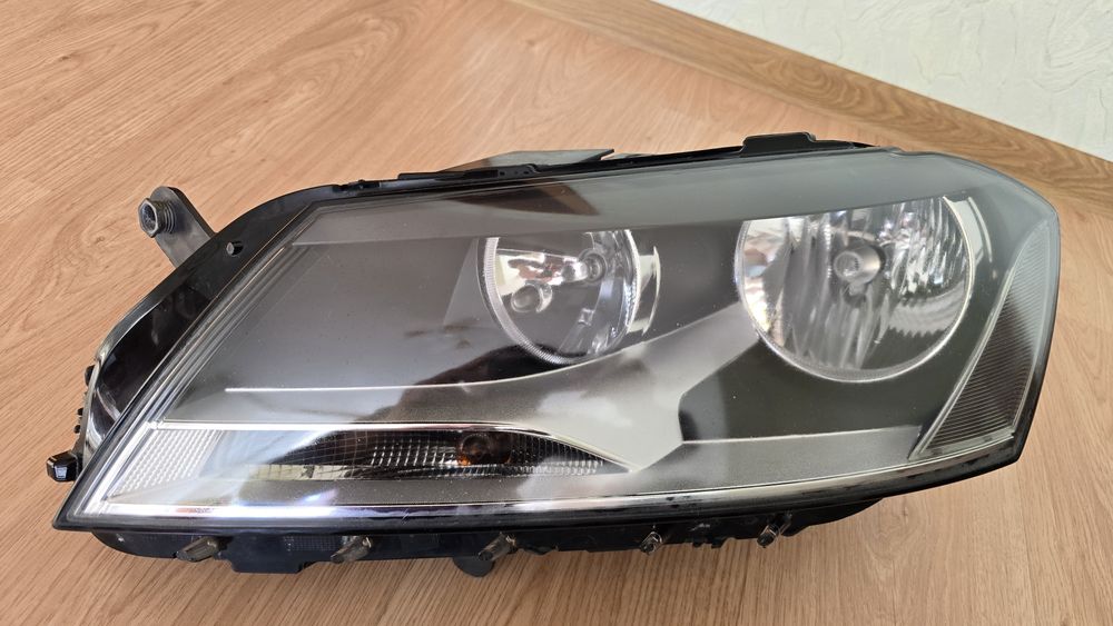 Фара передняя левая Volkswagen Passat b7 Европа. 3AB 941 005, 90003372