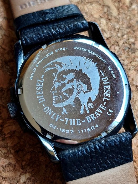 Relogio Diesel,entrego em mão Lisboa ou envio á cobrança
