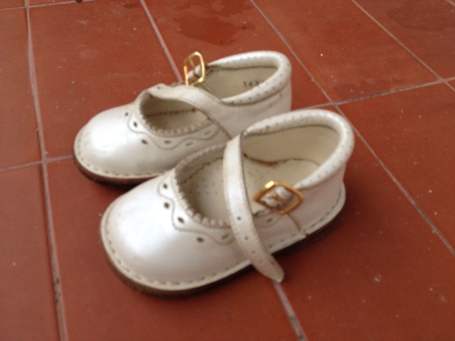 Baby Shoes in Like-New Condition