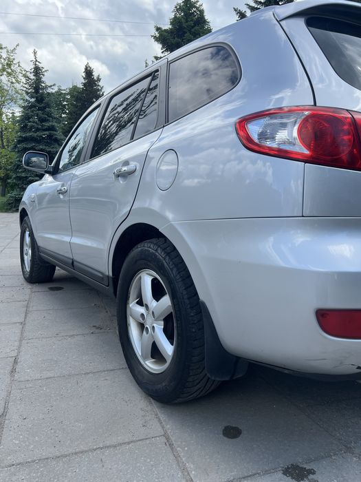 Hyundai Santa Fe 2008 • 2.2 CRDI Diesel • Механіка • 7 місць Full