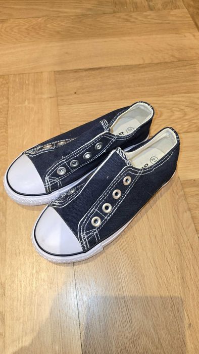 NOWE Trampki granatowe dla chłopca 27
