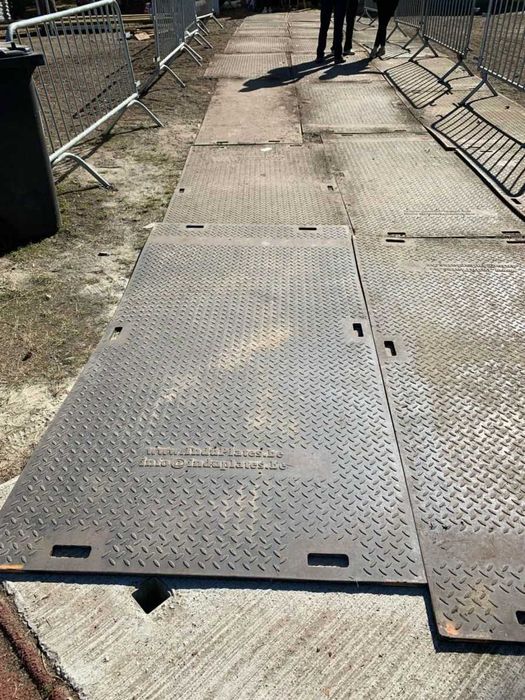 Maty z tworzywa, płyty drogowe 240 x 120 cm, droga tymczasowa, parking