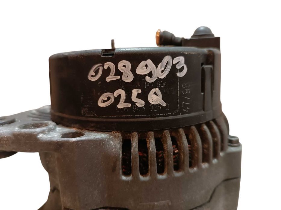 Alternator Transporter Vento Passat Golf Arosa Galaxy 1.6 1.8 1.9 2.0