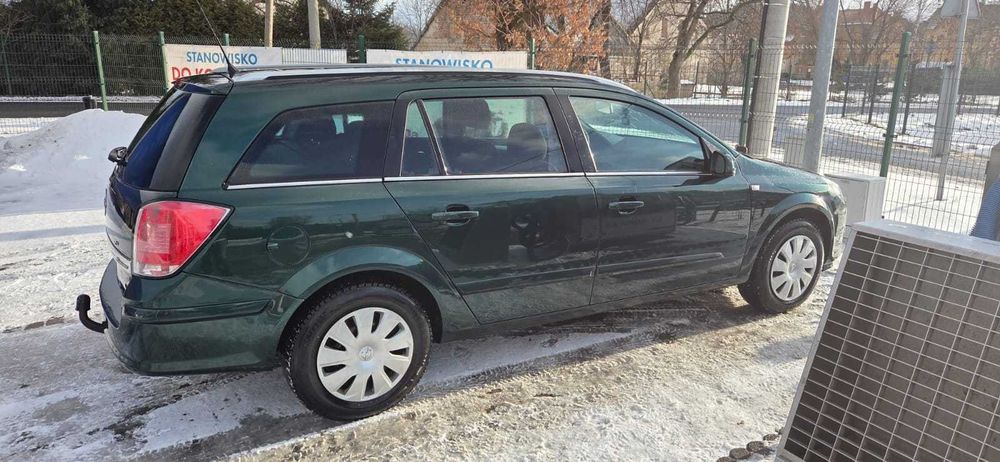 Opel Astra H Kombi, 1,6 Benzyna