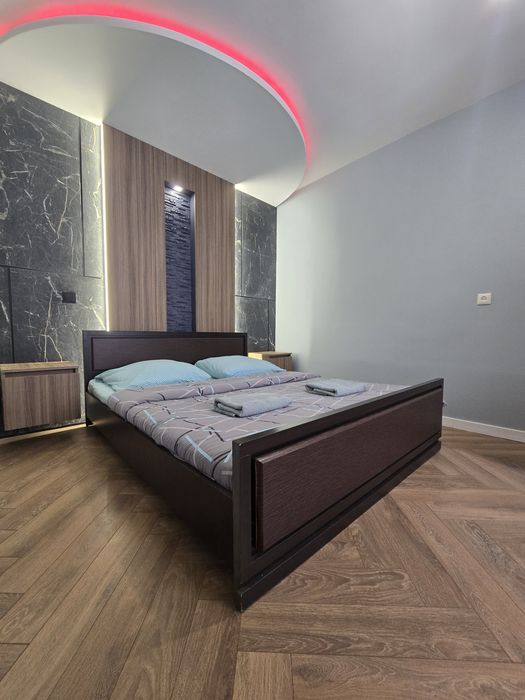 ПОСУТОЧ,НО 2-х ком. 5 мин до ЦЕНТРА!!!