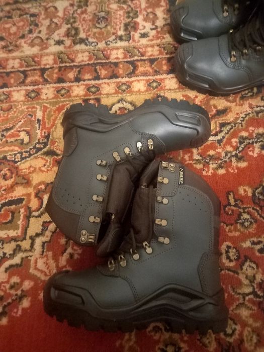 Берці ТАЛАНИ 35, 36 розміри, нові