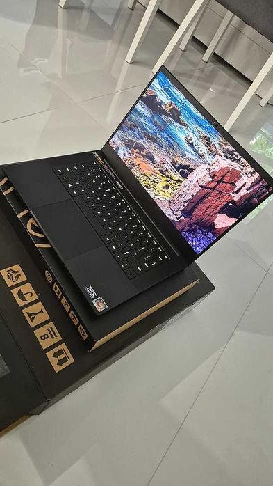 Malutki mocny laptop RAZER 14 Ryzen 9/RTX3080ti/8TB SSD