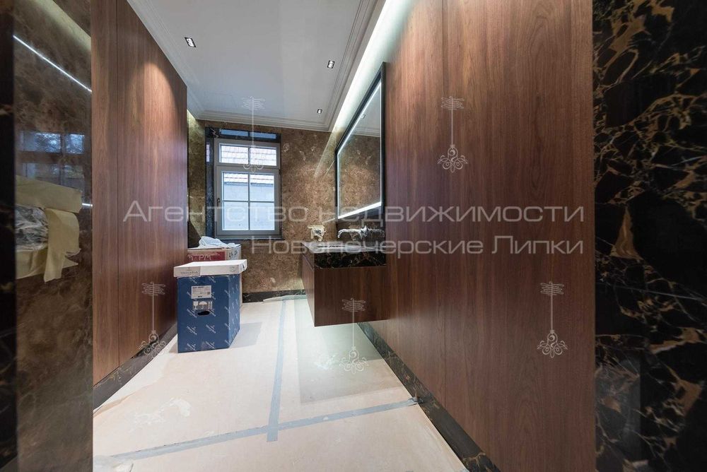 Продаж нового будинку 570 кв м вул Товарна Печерськ Генератор