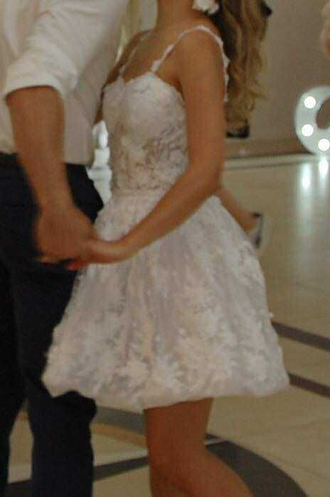 Biała krótka suknia ślubna koronkowa na ramiączkach szyta na miarę