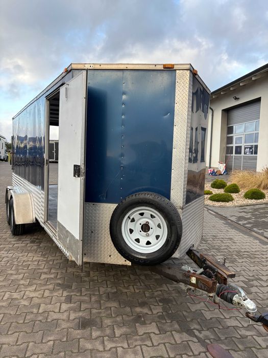 Przyczepa USA Kontener Quady Motocykle Kargo Zabudowana Skutery Śnież