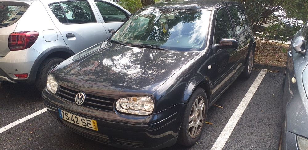 V.W.Golf 1.6 gasolina,5 Portas(bom estado geral)