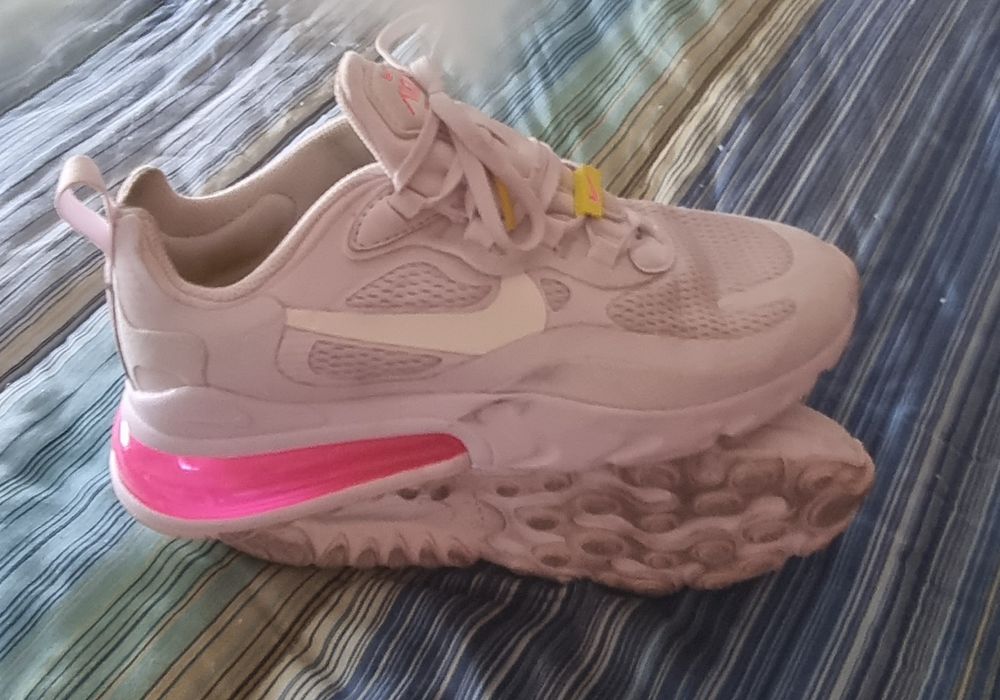 Ténis Nike usados mas em bom estado