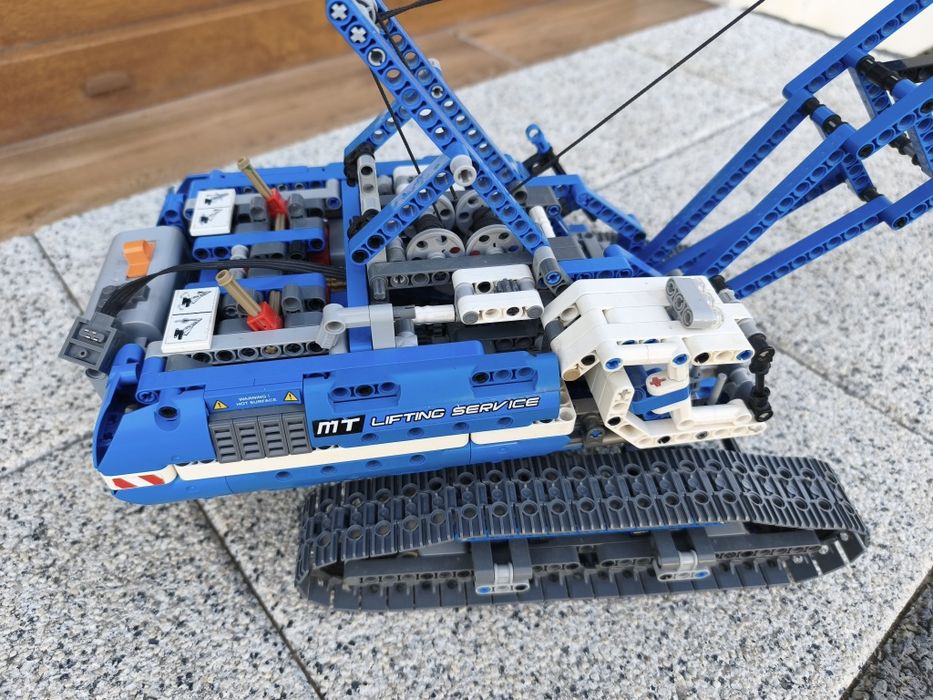 LEGO technic 42042 dźwig żuraw gąsienicowy