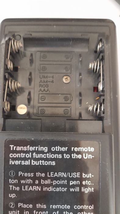 Akay RC-V56A Universal Remote Control in Good Working Condition64751396060290122