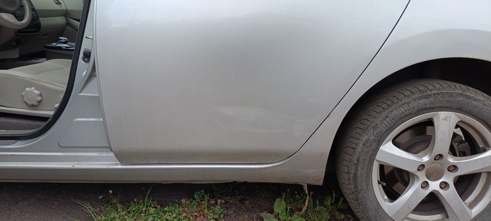 Nissan leaf 2012