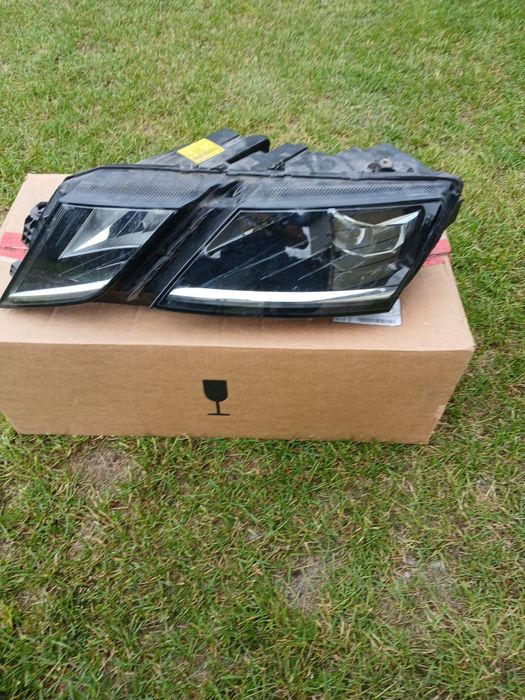 Lampa  full led lewa  skoda octavia  3 2017