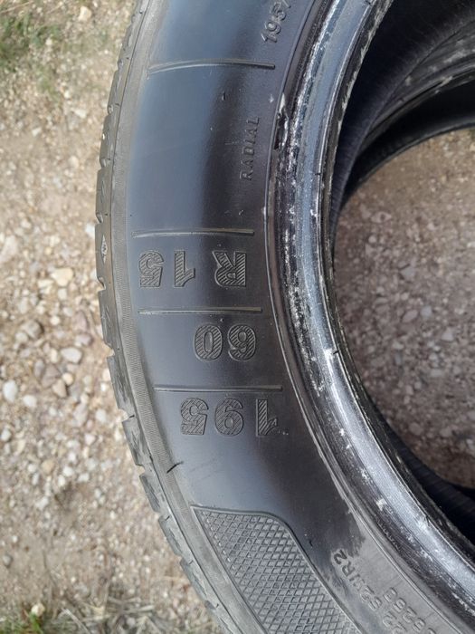 2 pneus 195 60 r15 em bom estado