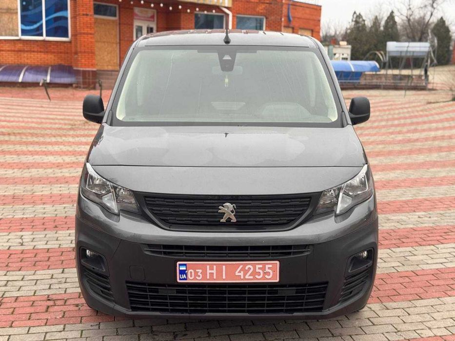 Peugeot Partner 2020г 1.5hdi Мкпп-5