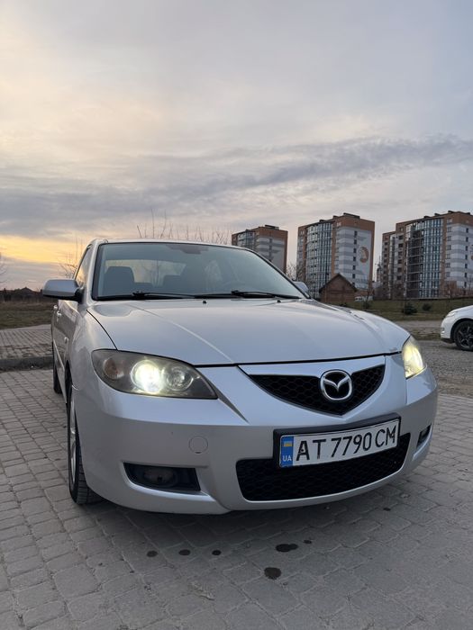 Автомобіль  Mazda 3 2008 рік