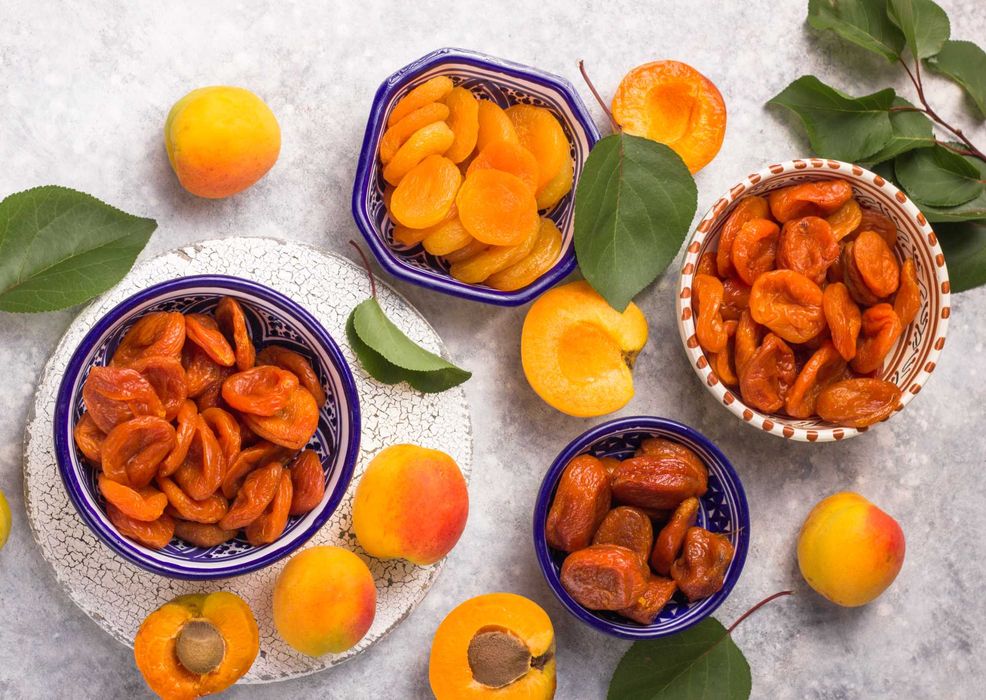 Курага різна Джамбо Вялена Сушена Натуральна без цукру Шоколадна Урюк