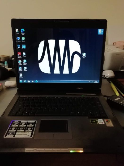 ASUS A6J Laptop 15.4" with 2 GB RAM, 80 GB HDD, Windows 7 and Office 201064409181579523120