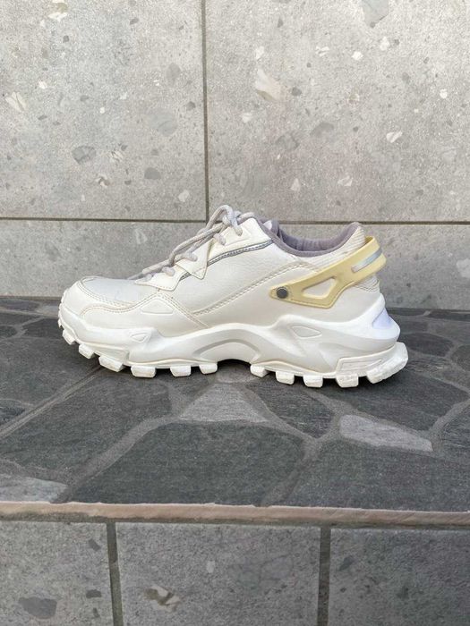 Зимові утеплені кросівки Xtep