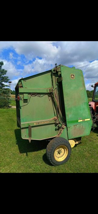 Prasa rolująca John deere 550